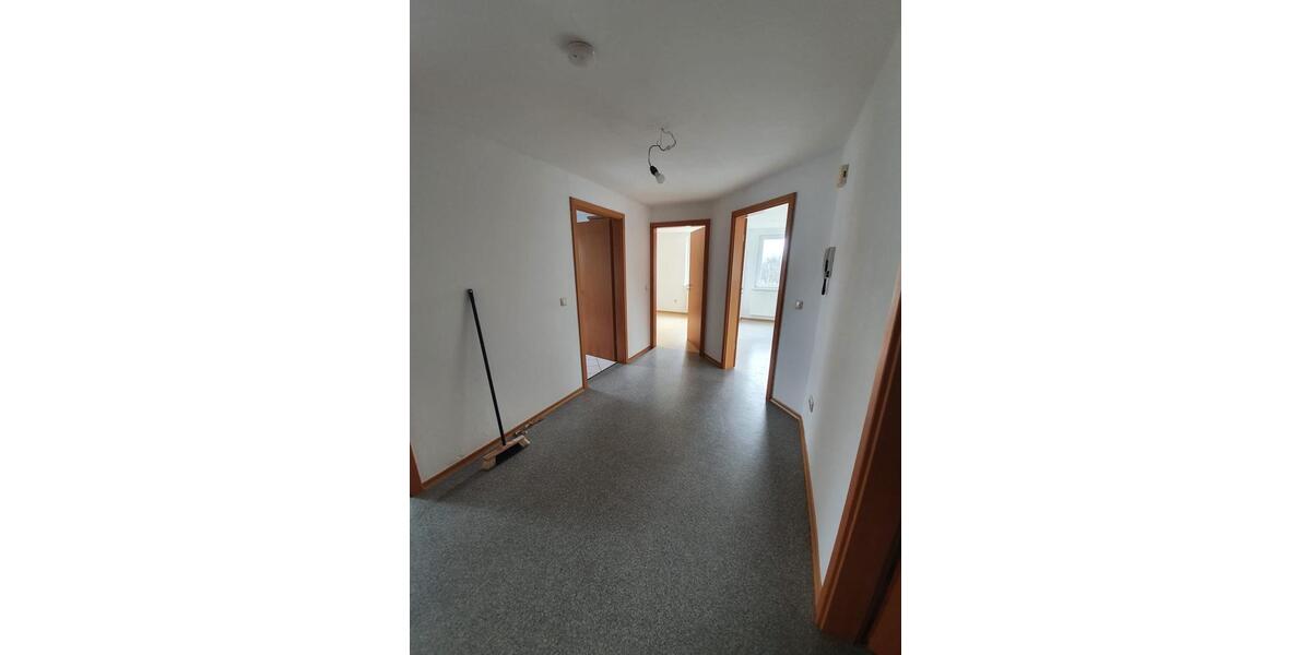 Dachgeschoßwohnung Regensburg Das Dörnberg - 2.5 Zimmer, 67 m&sup2;, 600&euro; | Angebot:26183659