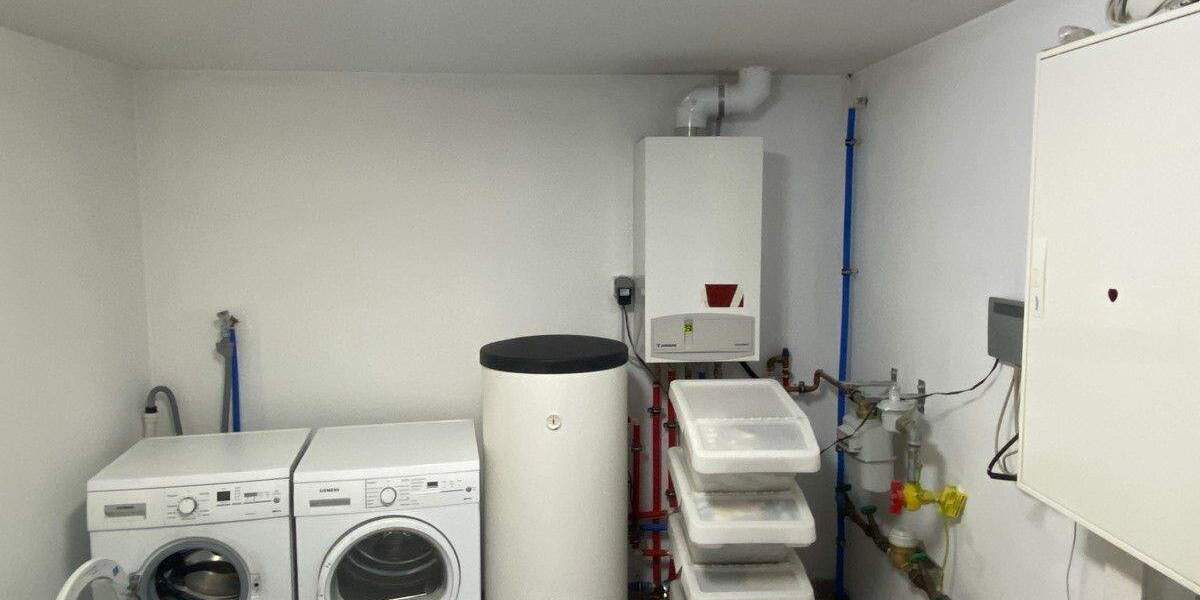 Mehrfamilienhaus, Wohnhaus Hamburg-Eißendorf Eißendorf - 6 Zimmer, 160 m&sup2;, 2.150&euro; | Angebot:25038193