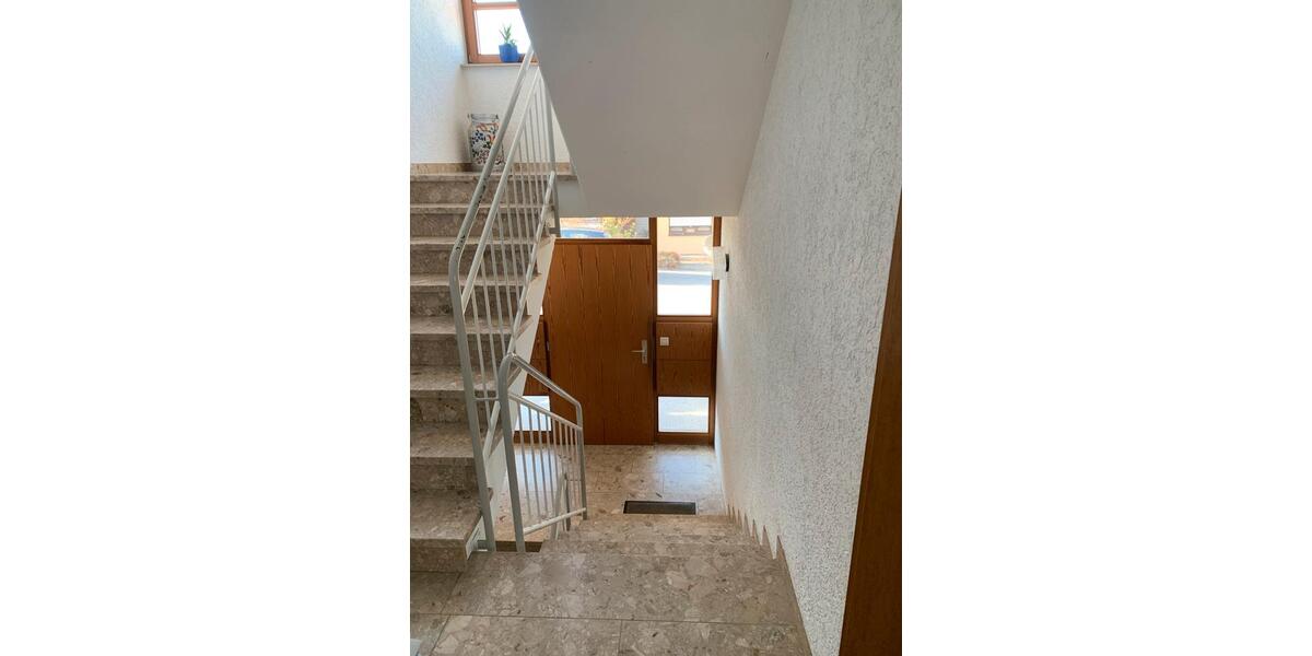 Erdgeschoßwohnung Ammerbuch - 4.5 Zimmer, 95 m&sup2;, 1.350&euro; | Angebot:25833321