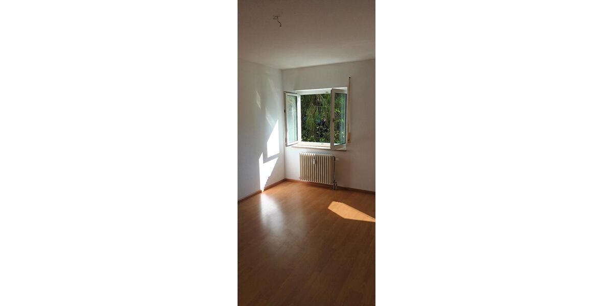 Etagenwohnung Lörrach - 3 Zimmer, 76 m&sup2;, 1.130&euro; | Angebot:26619538