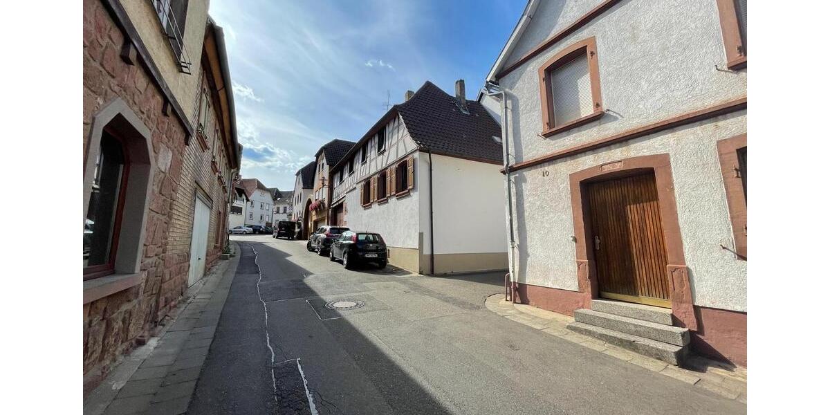 Etagenwohnung Ilbesheim bei Landau in der Pfalz - 1 Zimmer, 29 m&sup2;, 450&euro; | Angebot:26553951