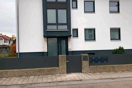 Wohnung Neumarkt in der Oberpfalz Altenhof - 3.5 Zimmer, 94 m&sup2;, 1.200&euro; | Angebot:26039168