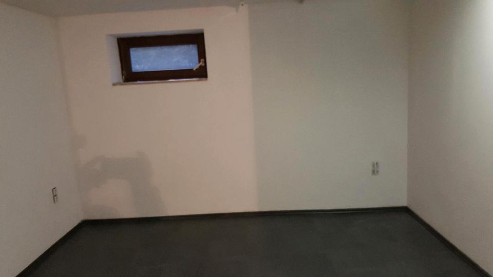 Gewerbeobjekt Neumarkt in der Oberpfalz Altenhof - 690&euro; | Angebot:24804847