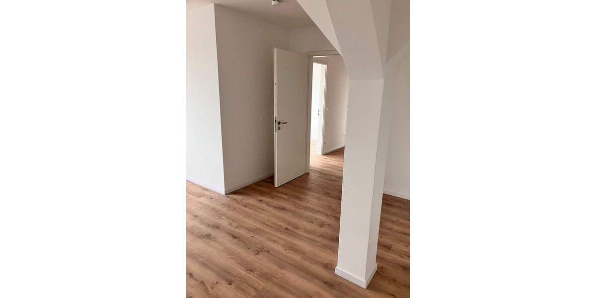 Etagenwohnung Nürnberg Gostenhof - 3 Zimmer, 92 m&sup2;, 1.130&euro; | Angebot:26723177