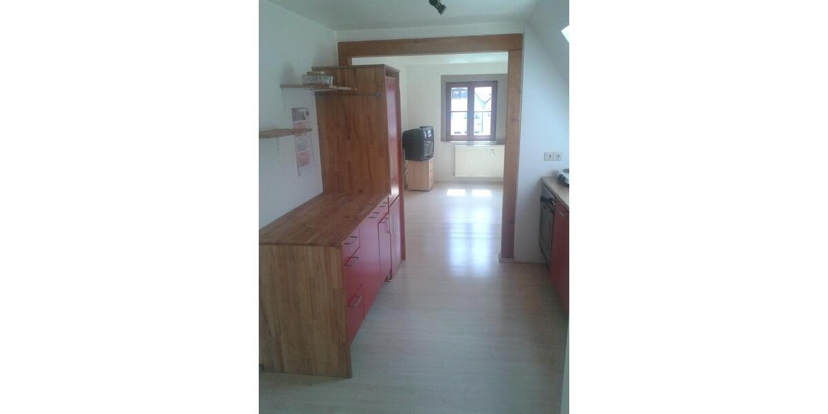 Dachgeschoßwohnung Wiesensteig - 2 Zimmer, 74 m&sup2;, 700&euro; | Angebot:25721134