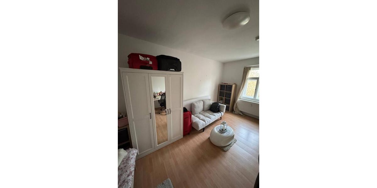 Wohnen auf Zeit Hof Altstadt - 1 Zimmer, 20 m&sup2;, 400&euro; | Angebot:25757487