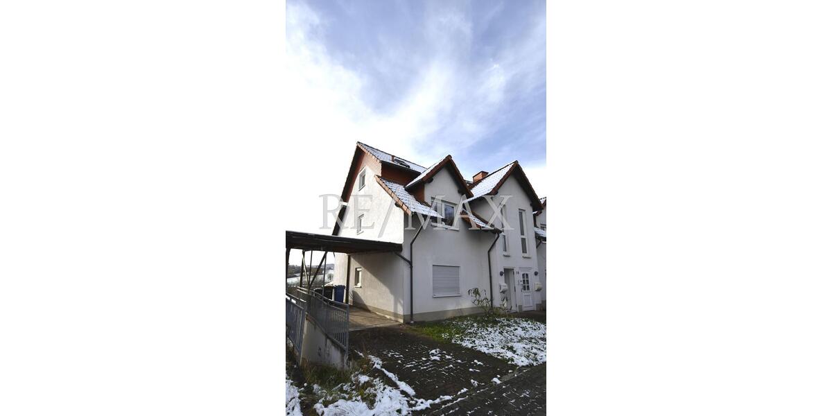 In schöner Idsteiner Lage: Helle 3-Zimmer-Wohnung mit Balkon, Terrasse und Parkmöglichkeit 3 zimmer