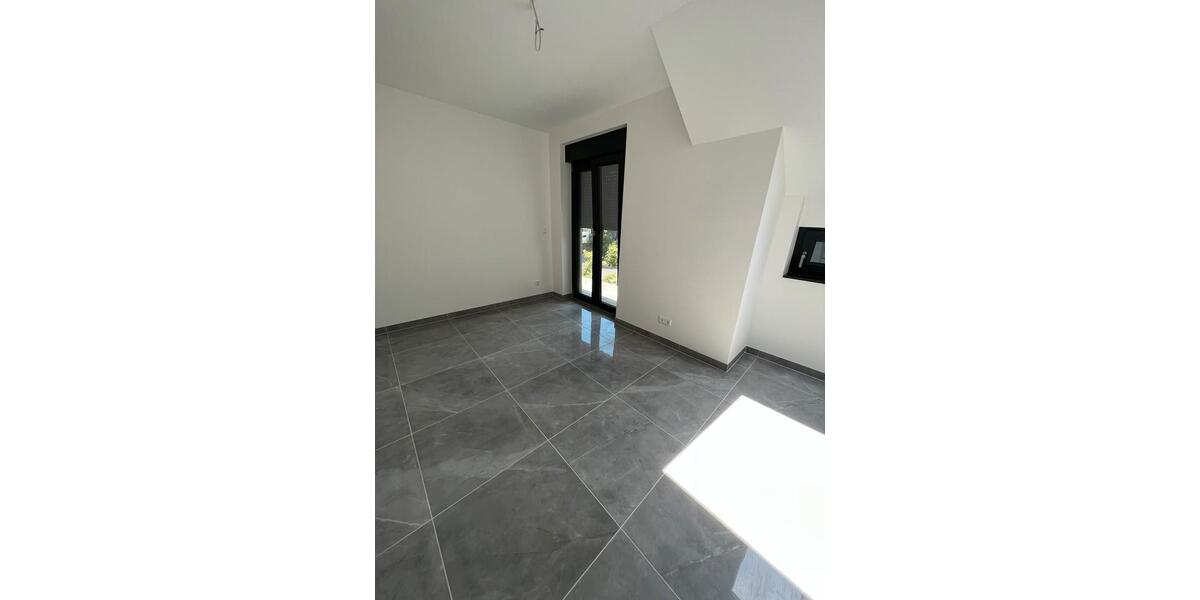 Etagenwohnung Mühlacker - 4.5 Zimmer, 75 m&sup2;, 1.150&euro; | Angebot:26546707