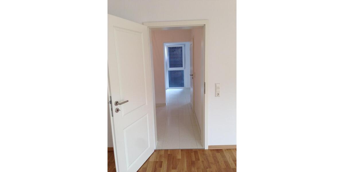 Etagenwohnung Stuttgart Botnang - 3 Zimmer, 89 m&sup2;, 1.350&euro; | Angebot:26529045
