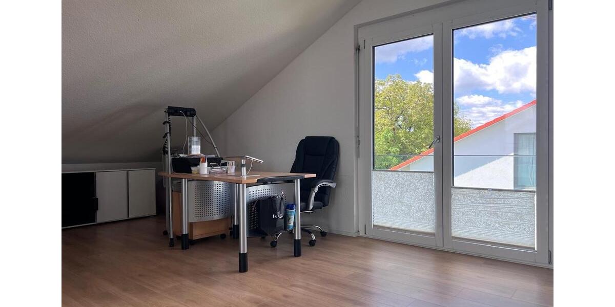 Doppelhaushälfte Schliengen - 5 Zimmer, 145 m&sup2;, 2.150&euro; | Angebot:26592159