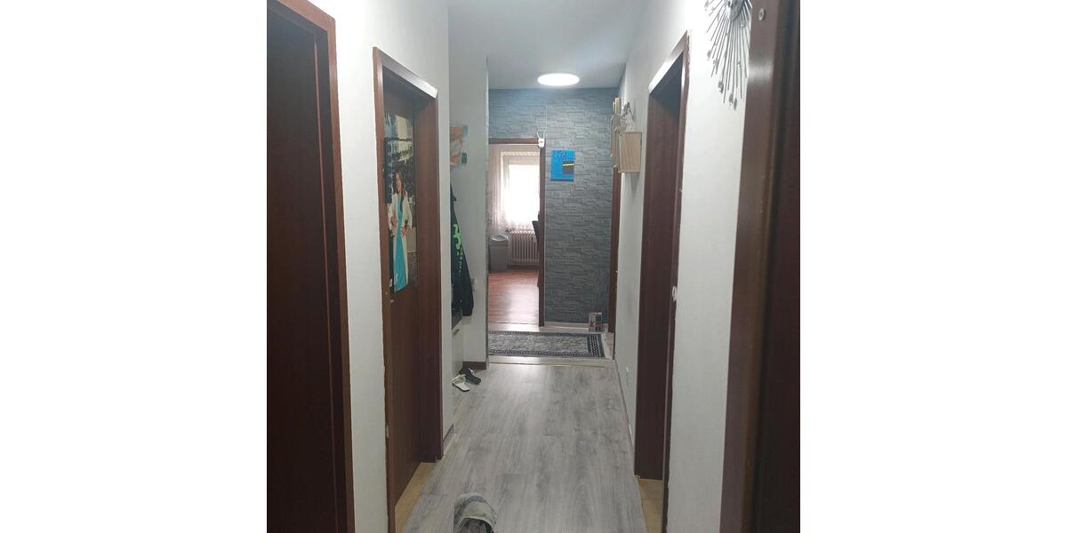 Erdgeschoßwohnung Föhren - 3 Zimmer, 88 m&sup2;, 650&euro; | Angebot:26133152