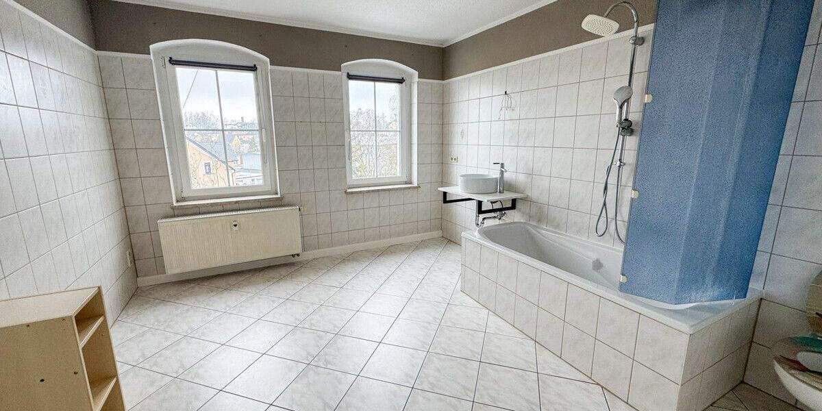 Etagenwohnung Grünhain-Beierfeld Beierfeld - 5 Zimmer, 105 m&sup2;, 650&euro; | Angebot:24779028