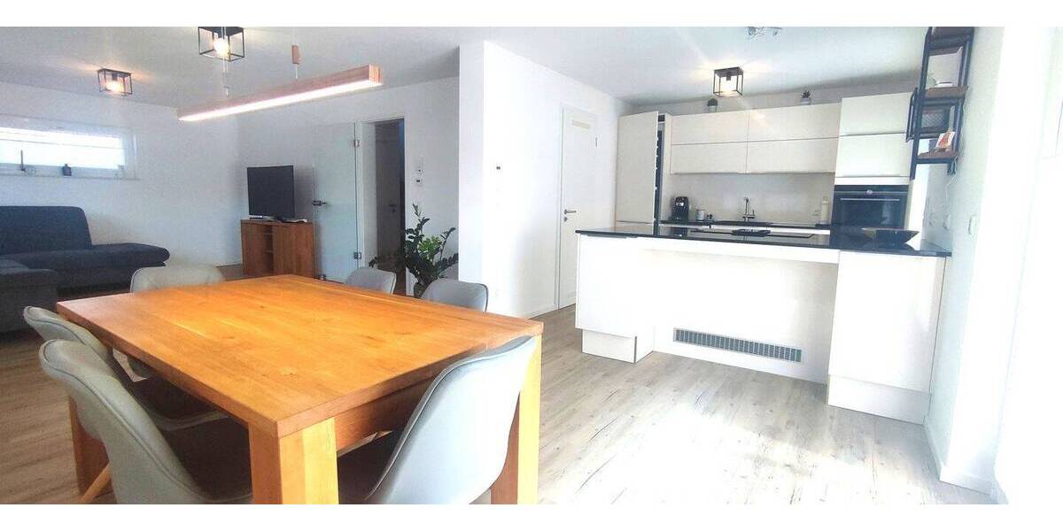 Einfamilienhaus Oberreichenbach - 5 Zimmer, 177 m&sup2;, 2.800&euro; | Angebot:26657299