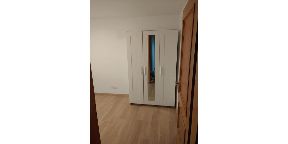 Wohnen auf Zeit Gerlingen - 1 Zimmer, 12 m&sup2;, 750&euro; | Angebot:26696023
