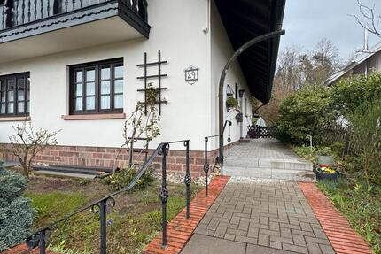 Wohnung Neunkirchen - 4 Zimmer, 90 m&sup2;, 1.350&euro; | Angebot:25940770