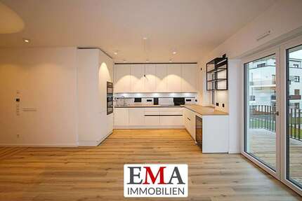 Wohnung zum Mieten in Falkensee 2.175 € 121 m² 5 zimmer