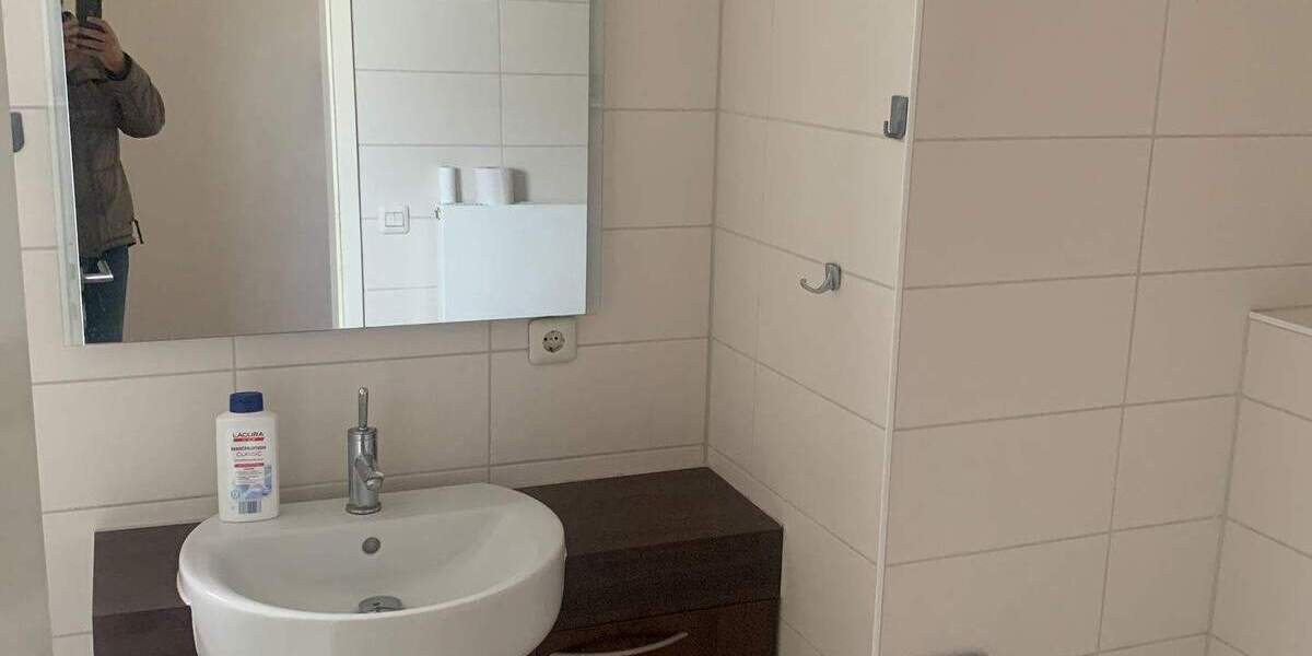 Vierfamilienhaus 1OG Wohnung 3 zimmer