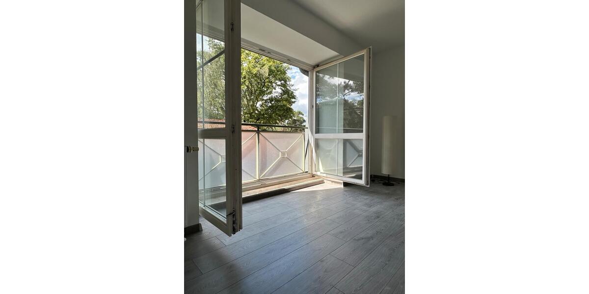 Dachgeschoßwohnung Fredersdorf-Vogelsdorf Vogelsdorf - 1 Zimmer, 28 m&sup2;, 600&euro; | Angebot:26677062