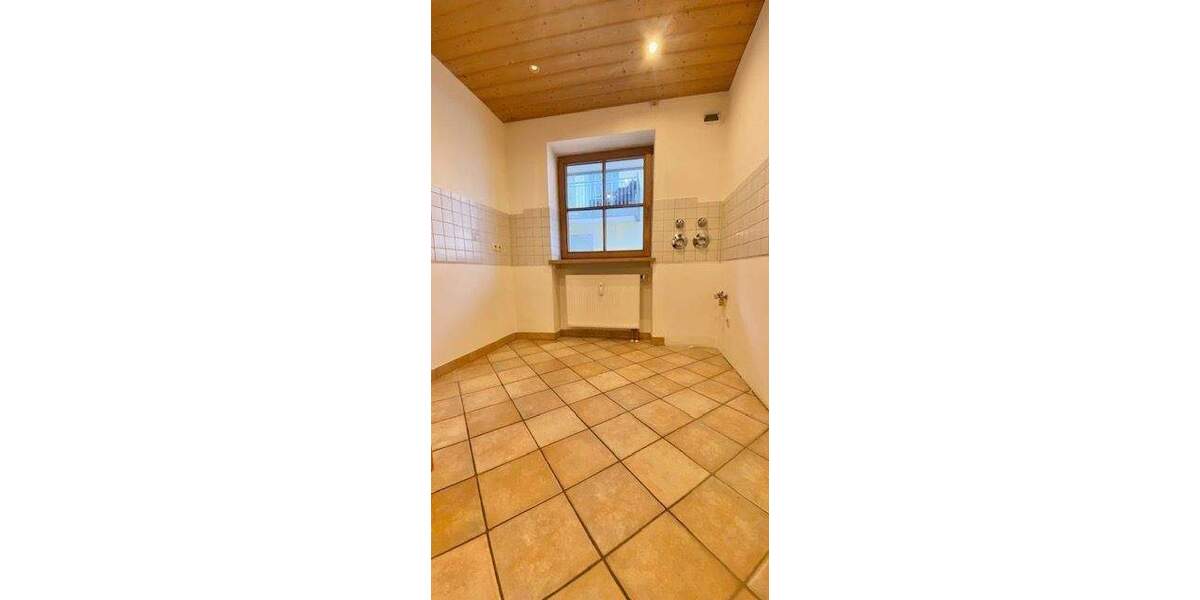 Etagenwohnung Piding Mauthausen - 2 Zimmer, 63 m&sup2;, 650&euro; | Angebot:26188238