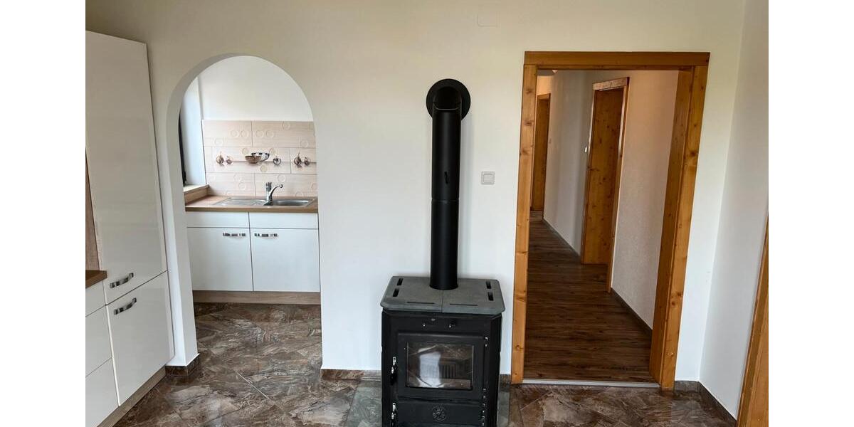 Erdgeschoßwohnung Altötting - 5 Zimmer, 93 m&sup2;, 850&euro; | Angebot:26611852