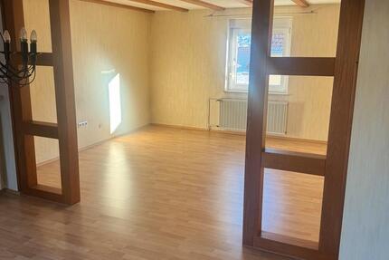 Wohnung Lauterbach (Hessen) - 5 Zimmer, 125 m&sup2;, 1.000&euro; | Angebot:24741841