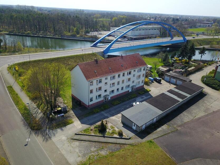 frisch sanierte 3 Raum Wohnung zu vermieten