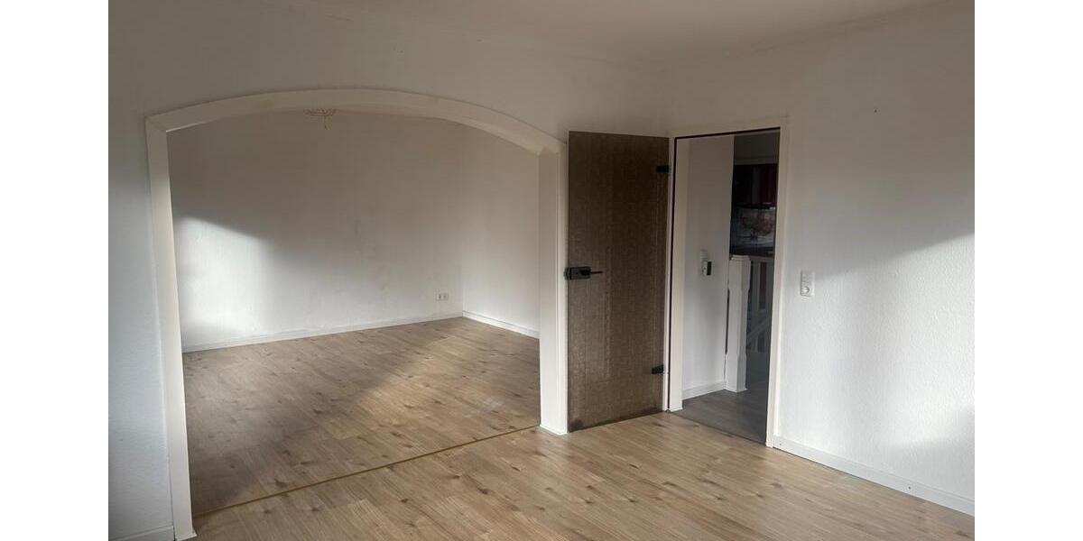 Charmante 2,5-Zimmer-Wohnung in Maschen- fußläufig zum Ortskern! 2.5 zimmer