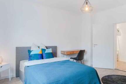 WG-Zimmer in Stuttgart 635 € 18 m² zimmer