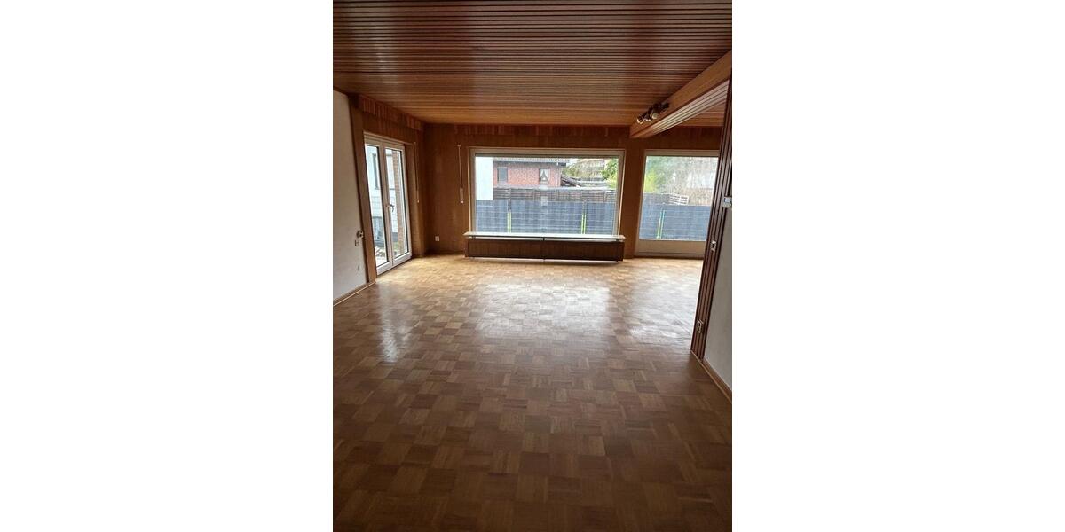 Freistehendes Einfamilienhaus zur Miete - ab sofort! 8 zimmer