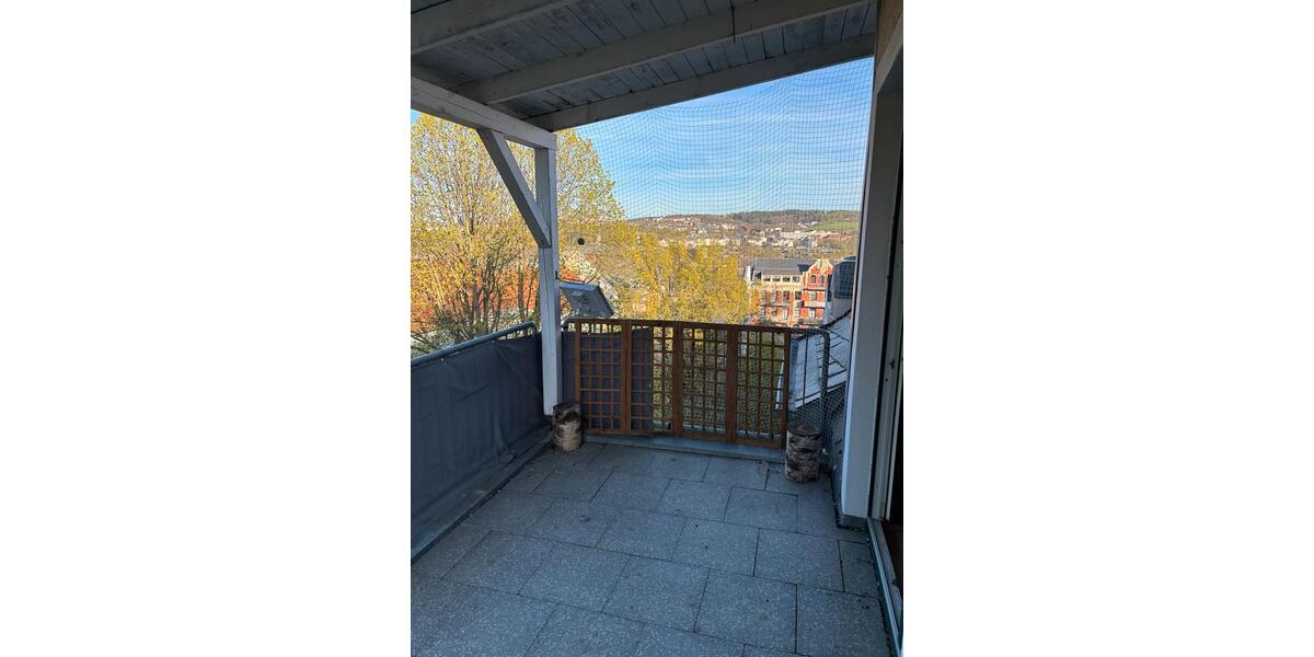 Dachgeschoßwohnung Naila - 3 Zimmer, 64 m&sup2;, 580&euro; | Angebot:26060932