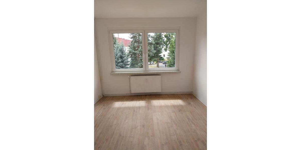 Etagenwohnung Ostrau - 4 Zimmer, 81 m&sup2;, 487&euro; | Angebot:23297204