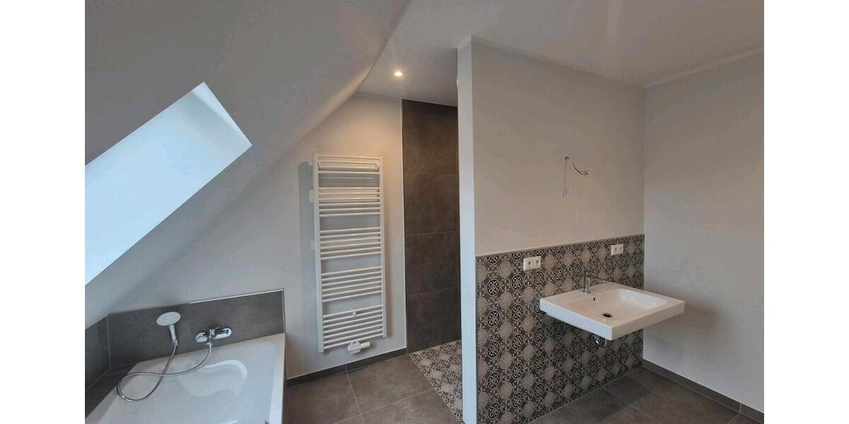 Einfamilienhaus Tellingstedt - 5 Zimmer, 115 m&sup2;, 1.500&euro; | Angebot:25729338