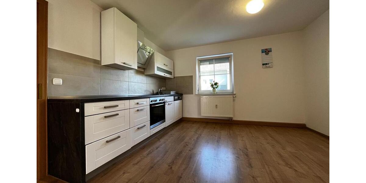 Etagenwohnung Kirchberg im Wald - 4 Zimmer, 120 m&sup2;, 900&euro; | Angebot:26019939