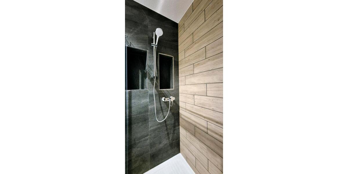 Etagenwohnung Wiesbaden Schierstein - 2 Zimmer, 30 m&sup2;, 1.350&euro; | Angebot:24445007