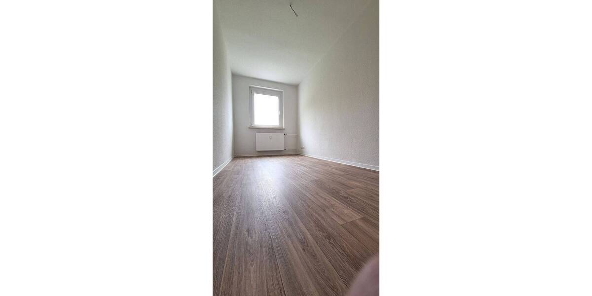 Etagenwohnung Löbau Altlöbau - 4 Zimmer, 70 m&sup2;, 398&euro; | Angebot:25696508