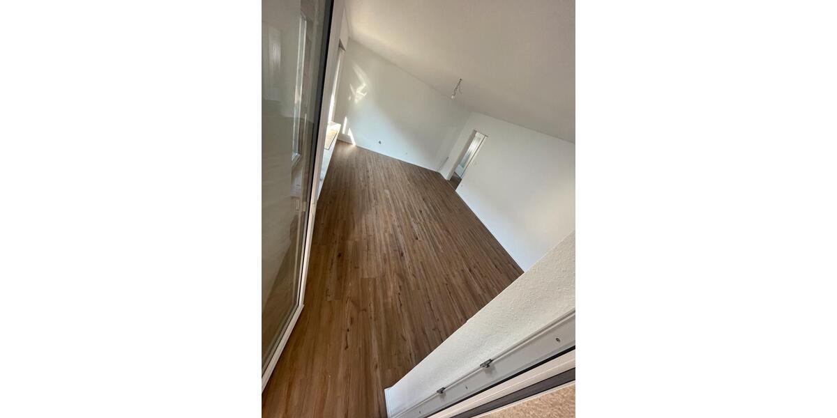 Etagenwohnung Murrhardt - 4.5 Zimmer, 100 m&sup2;, 1.400&euro; | Angebot:26587053