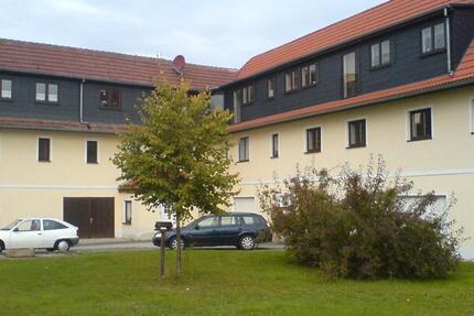 Wohnung Nobitz - 3 Zimmer, 78 m&sup2;, 400&euro; | Angebot:26096274