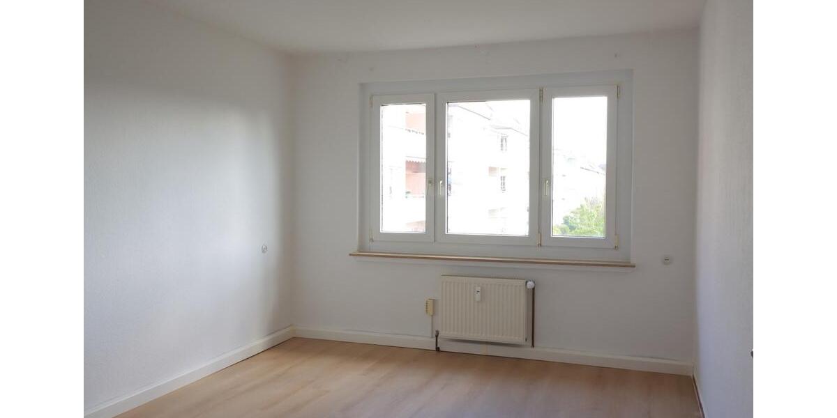 Etagenwohnung Weißenfels - 3 Zimmer, 58 m&sup2;, 415&euro; | Angebot:26640883