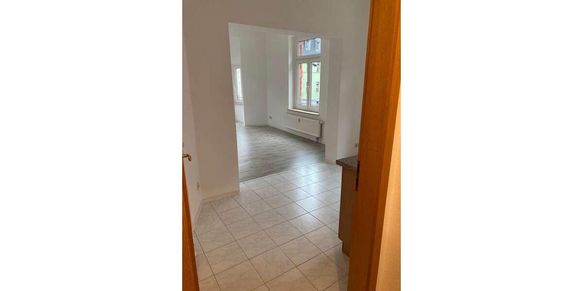 Etagenwohnung Reichenbach im Vogtland - 1 Zimmer, 35 m&sup2;, 360&euro; | Angebot:26515138