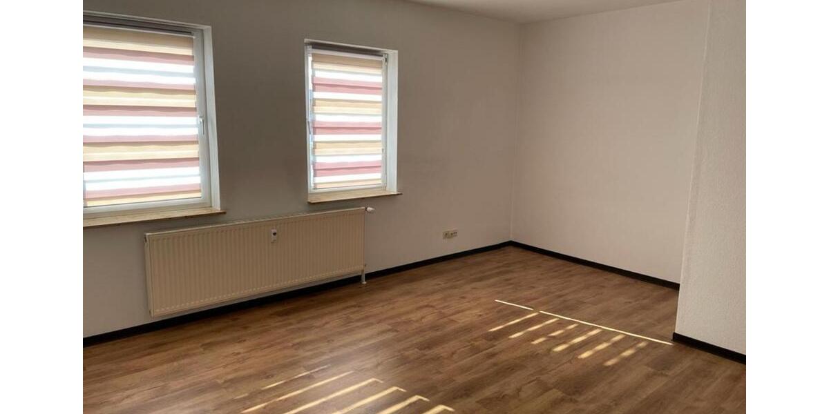 Dachgeschoßwohnung Güstrow - 2 Zimmer, 57 m&sup2;, 450&euro; | Angebot:25270972