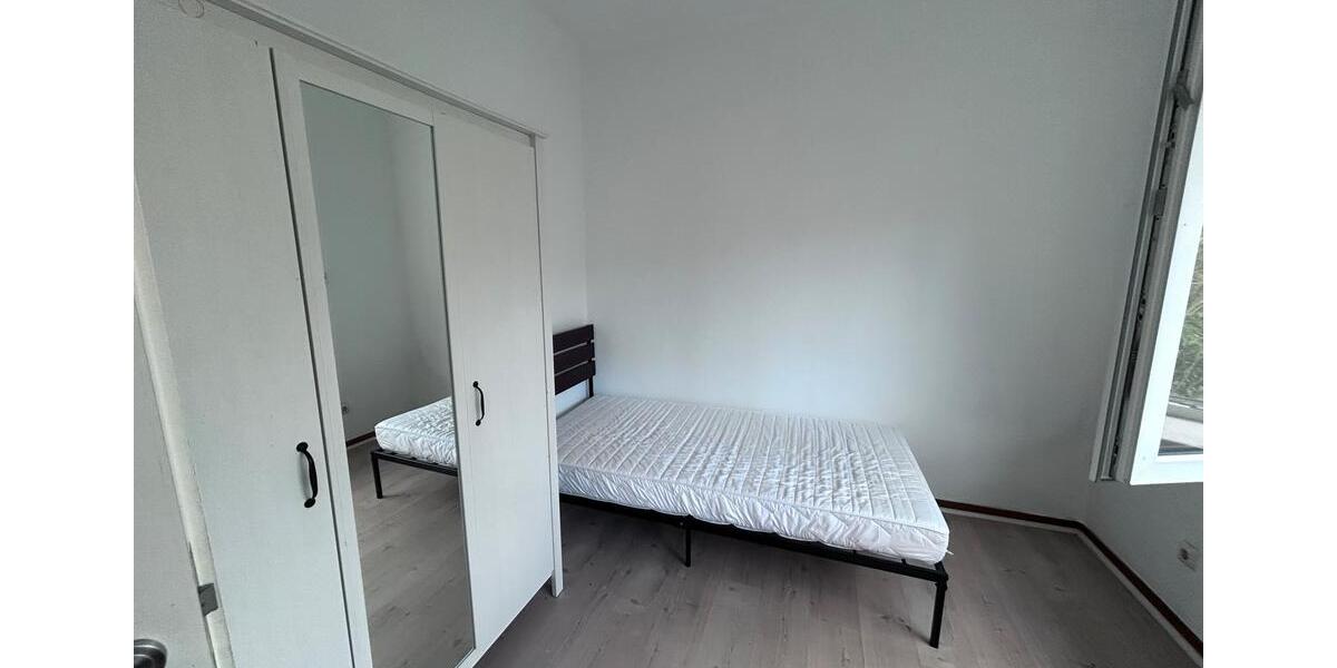 Wohnen auf Zeit Aachen Aachen-Mitte - 1 Zimmer, 10 m&sup2;, 330&euro; | Angebot:24756908