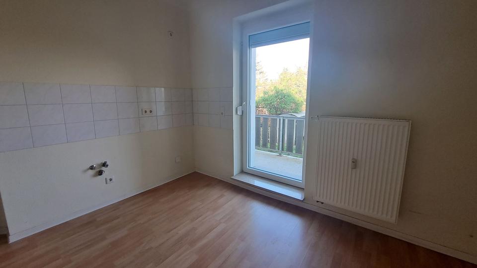Erdgeschoßwohnung Zeitz - 2 Zimmer, 63 m&sup2;, 410&euro; | Angebot:26232286