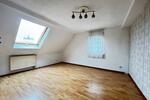 Dachgeschoßwohnung Tuttlingen - 3 Zimmer, 74 m&sup2;, 740&euro; | Angebot:25143891