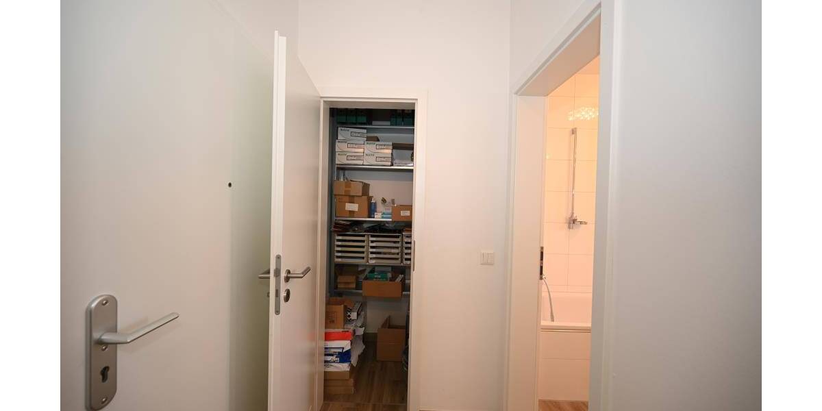 Gewerbeobjekt Neumarkt Altenhof - 2 Zimmer, 560&euro; | Angebot:26139217