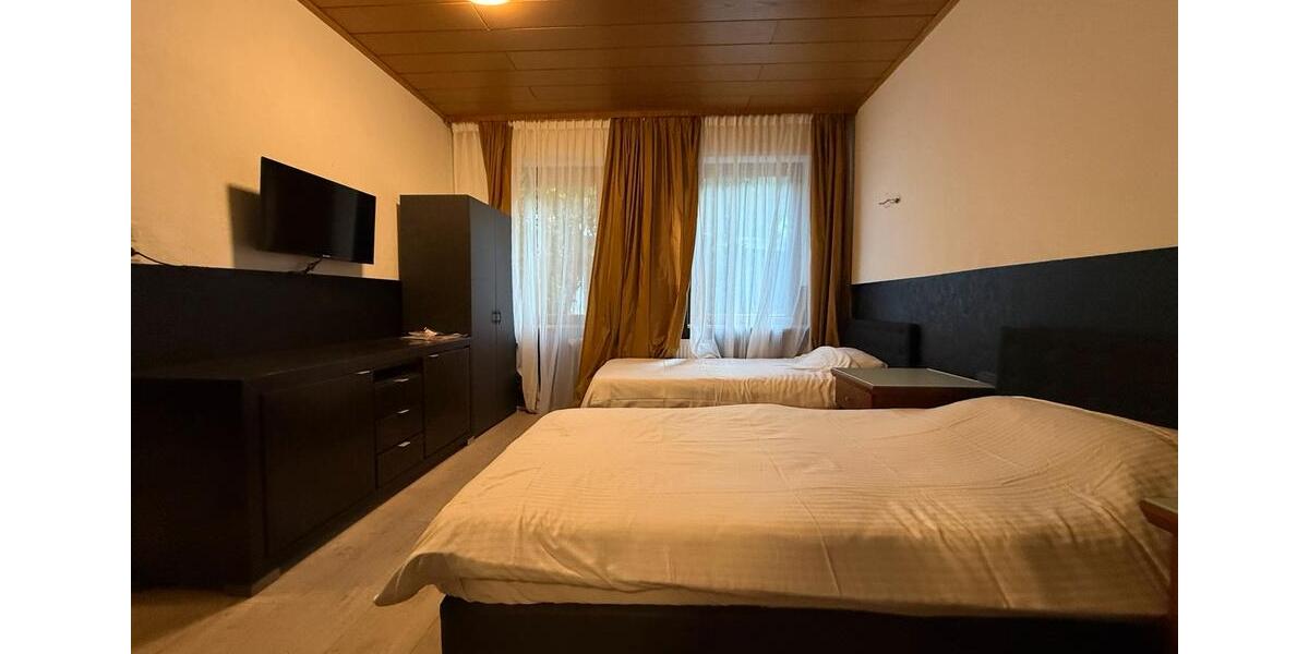 Wohnen auf Zeit Altena - 3 Zimmer, 80 m&sup2;, 15&euro; | Angebot:26127812