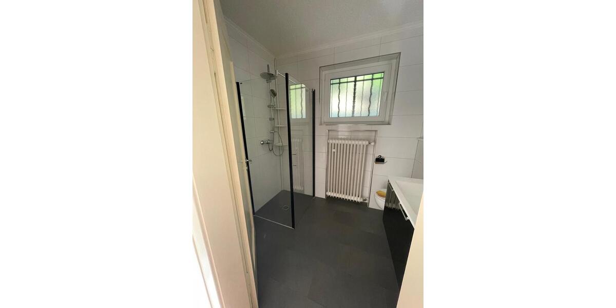 Etagenwohnung Münsingen - 3 Zimmer, 95 m&sup2;, 1.200&euro; | Angebot:26025537