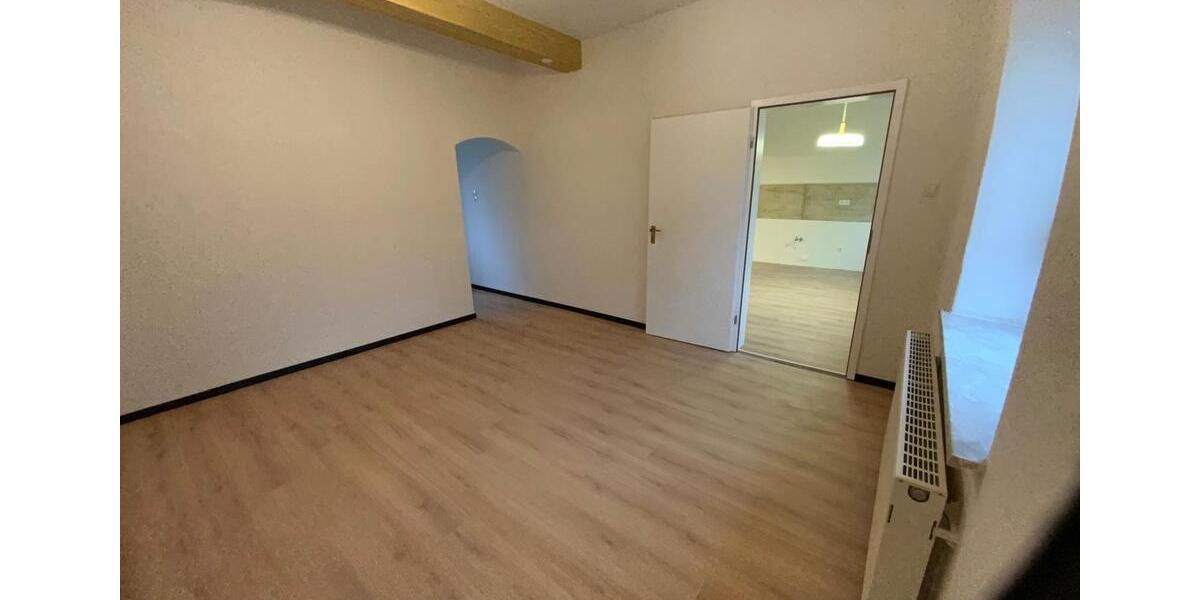 Etagenwohnung Wunsiedel - 3.5 Zimmer, 85 m&sup2;, 690&euro; | Angebot:26336677