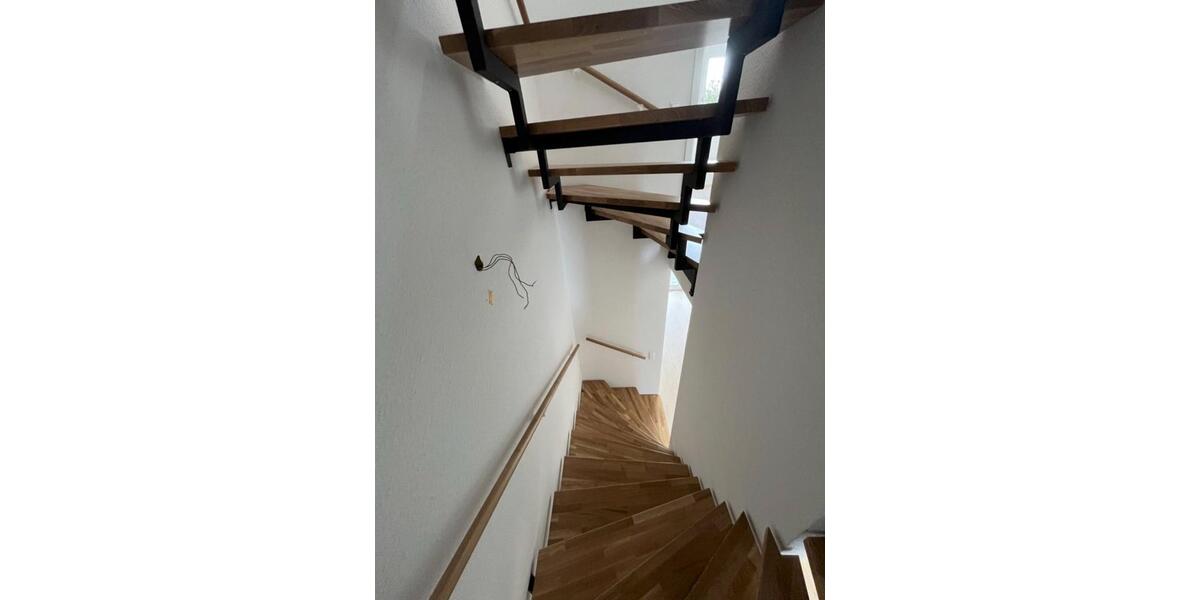 Reihenhaus Weingarten (Baden) - 5.5 Zimmer, 111 m&sup2;, 1.665&euro; | Angebot:24830170