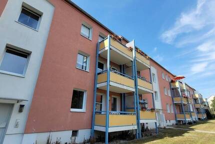 Wohnung Sassnitz - 3 Zimmer, 67 m&sup2;, 459&euro; | Angebot:26904365