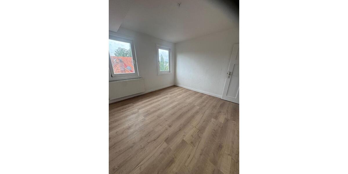 Dachgeschoßwohnung Lauterbach (Hessen) - 5 Zimmer, 98 m&sup2;, 900&euro; | Angebot:24953088